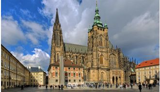 PRAGUE CASTLE TOUR WITH ENTRY TICKET