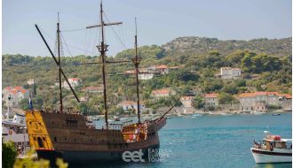 ELAPHITE ISLAND HOPPING CRUISE ON KARAKA SHIP FROM DUBROVNIK