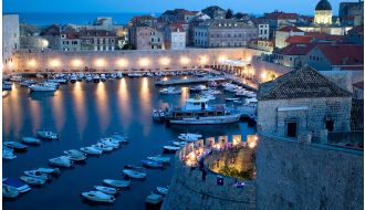 DUBROVNIK WALKING TOUR BY NIGHT